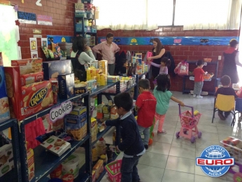 Jugando en grande,supermercado,. - Colegio Euro Liceo - Puebla