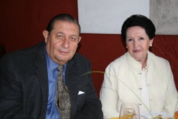 Carlos Iglesias y Jenny de Iglesias.
 -  - Puebla