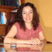 Logotipo - Nefrólogo pediatra - Dra. Ivonne Benítez Contreras