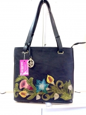 Los mejores y exclusivos modelos de bolsas - Liz Guerrero Boutique