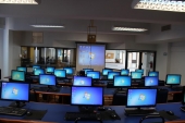 Salones equipados con tecnología - Colegio Teresiano América de Puebla