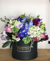 Arreglos florales para eventos empresariales - Narciso - Artesanía Floral