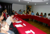 Nuestros cursos- taller son pequeños para asegurarnos que aprendes las técnicas que te compartimos. - Reprográmate - Capacitación y Coaching