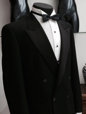 Smoking cruzado negro - Alquiler de Trajes de Etiqueta Pedro De La Fuente - Venta y Alquiler de Trajes de Etiqueta Pedro De La Fuente