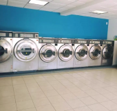 Contamos con todo lo necesario para darte el mejor servicio. - Laundry +