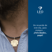 Papá se merece un detalle único como él.
¡Tenemos muchas ideas para un diseño a su medida!  - Joyerías LEO