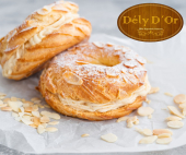 Ofreciendo lo mejor de la tradición panadera francesa. No te quedes con las ganas de tu postre favorito, encuentranos en: Ubereats, Rappi y SinDelantal. - Dély D´or, Pan y Repostería Francesa