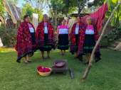  - Mujeres Conservando Raíces