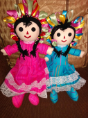  - Muñecas típicas Lucy