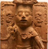 Tierra, maíz y lluvia. El incensario maya del dios del maíz del Museo Amparo