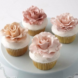 Hermosos cupcakes para boda o para despedida de soltera - Pastelería Annas - Puebla