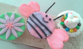 Cupcakes de abejas - Pastelería Annas - Puebla