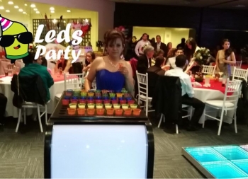 Carrito de shots, contrátalo para tu evento - Leds Party - Pistas iluminadas y servicios para evento...