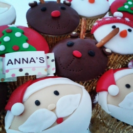 Galletas y Cup Cakes
Un lindo y dulce detalle
Te encantarán.... - Pastelería Annas - Puebla