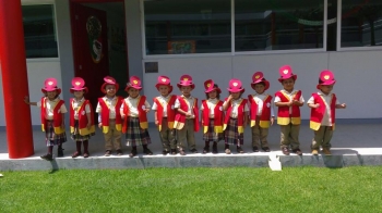 La enseñanza y la formación son las dos grandes tareas con las que nos hemos comprometido - Saint Jo...