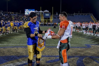 ¡Porque ellos son, los que ya son Campeones!, y monarcas absolutos de México en futbol americano col...
