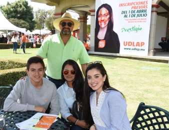 Jóvenes de bachillerato y preparatoria de diferentes estados de la República Mexicana, se reunieron ...