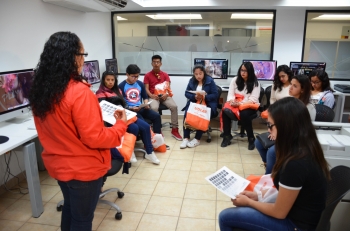 Jóvenes de bachillerato y preparatoria de diferentes estados de la República Mexicana, se reunieron ...