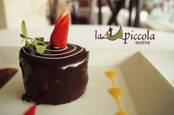 Siempre exquisito postre de chocolate. - Restaurante La Piccola Nostra - Puebla