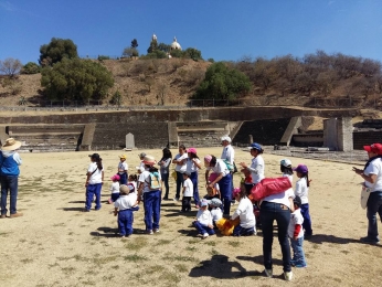 Actividades en las Pirámides de Cholula - Colegio Montessori Ángeles - Puebla