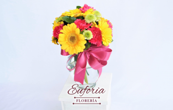 Tenemos diseños florales personalizados para todas la ocasiones - Florería Euforia - Puebla