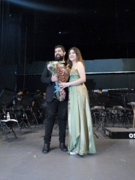El maestro compositor Luis Alberto Reyes Santiesteban y la maestra intérprete Cynthia Negrete - Cres...