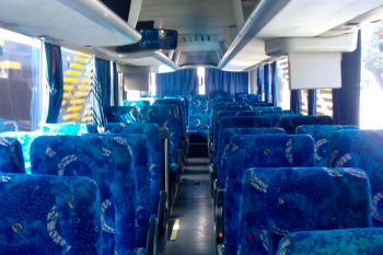 Jurfal autobús Capacidad para 46 pasajeros - Jurfal Renta de Autos y Camionetas - Puebla