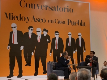 Presentación del Libro Miedo y Asco en Casa Puebla 2019 Gracias por hacernos participes Rebattu Prod...