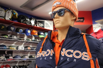 Chamarras, lentes y gorros - SPORTIPS - Tienda de artículos deportivos - Puebla