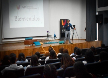 Celebrando el 28 de Octubre Día del Diseñador UVP - UVP - Universidad del Valle de Puebla - Puebla