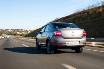 Transmisión manual (5 velocidades) o automática (4 velocidades impulsionales) - Agencia de Autos Ren...