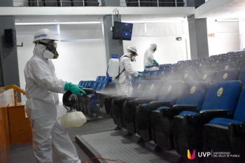 Proceso de sanitización de las instalaciones de la UVP - UVP - Universidad del Valle de Puebla - Pue...
