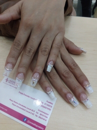 #nails #Swarovski. - Nails Boutique - Puebla