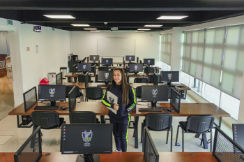 Laboratorio de cómputo - EUDEP - Excelencia Universitaria Deportiva - Puebla
