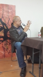 Excelente charla del Mtro Alberto Casto Leñero, con una de sus obras al fondo. - Universitario Bauha...