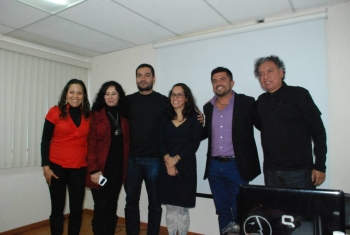 Foto del recuerdo, el Mtro Germán Montalvo, el Mtro Eduardo Picasso, la Mtra Jaramillo, el Mtro Alej...